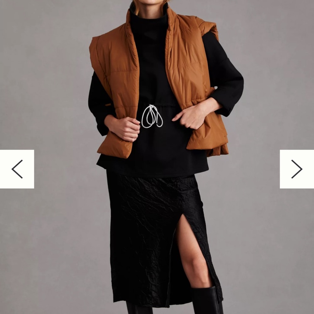 Anthropologie puffer vest NWT luggage brown color